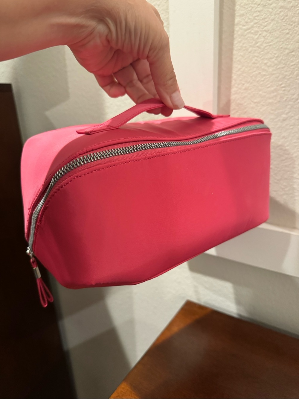 Women's Cosmetic Storage Bag - Picture 6 of 6